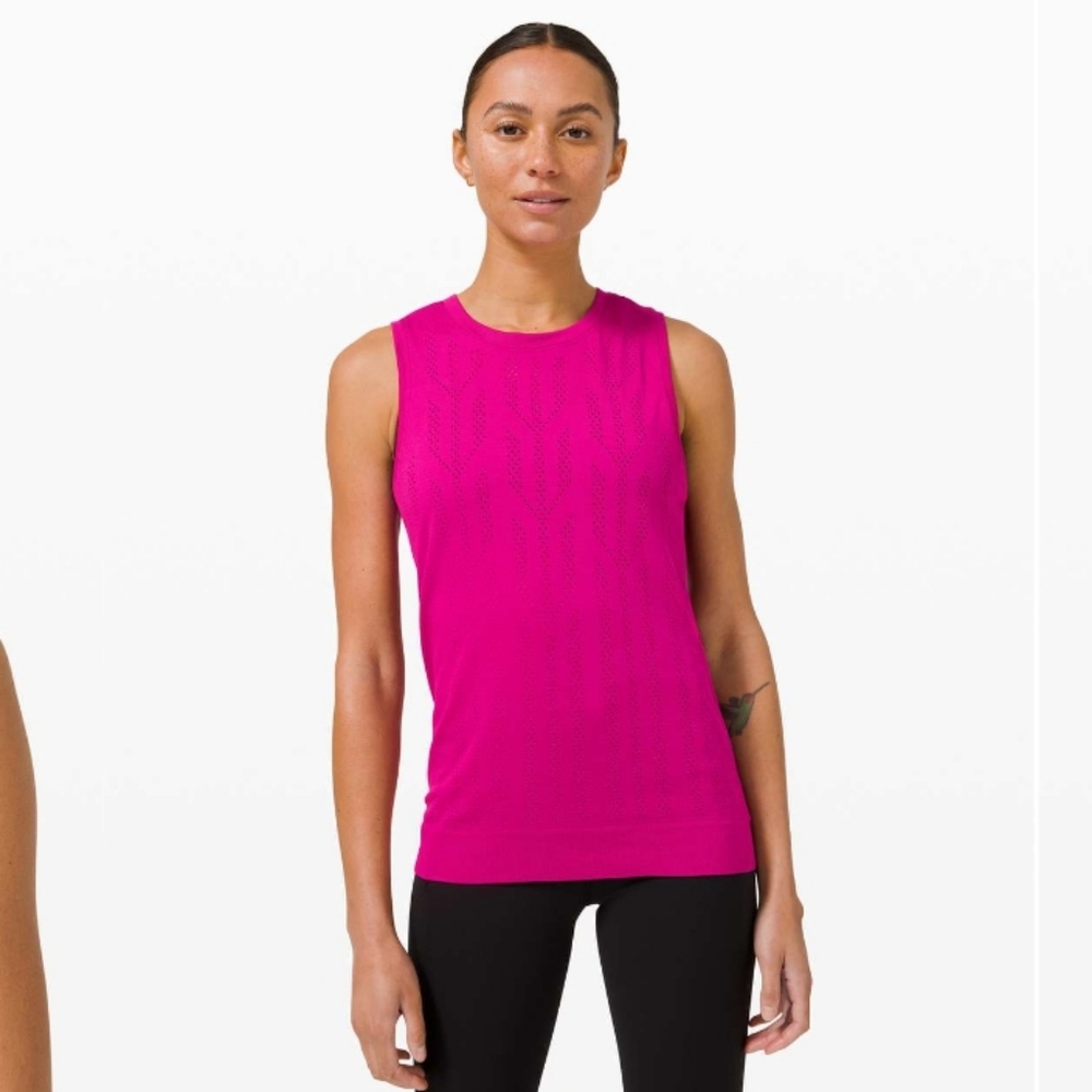 Lululemon Swiftly Breathe Muscle Tank in Pink Size 4